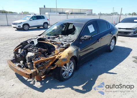 2011 Nissan Altima 2.5 S z USA, uszkodzony, nr VIN 1N4AL2AP6BC176027